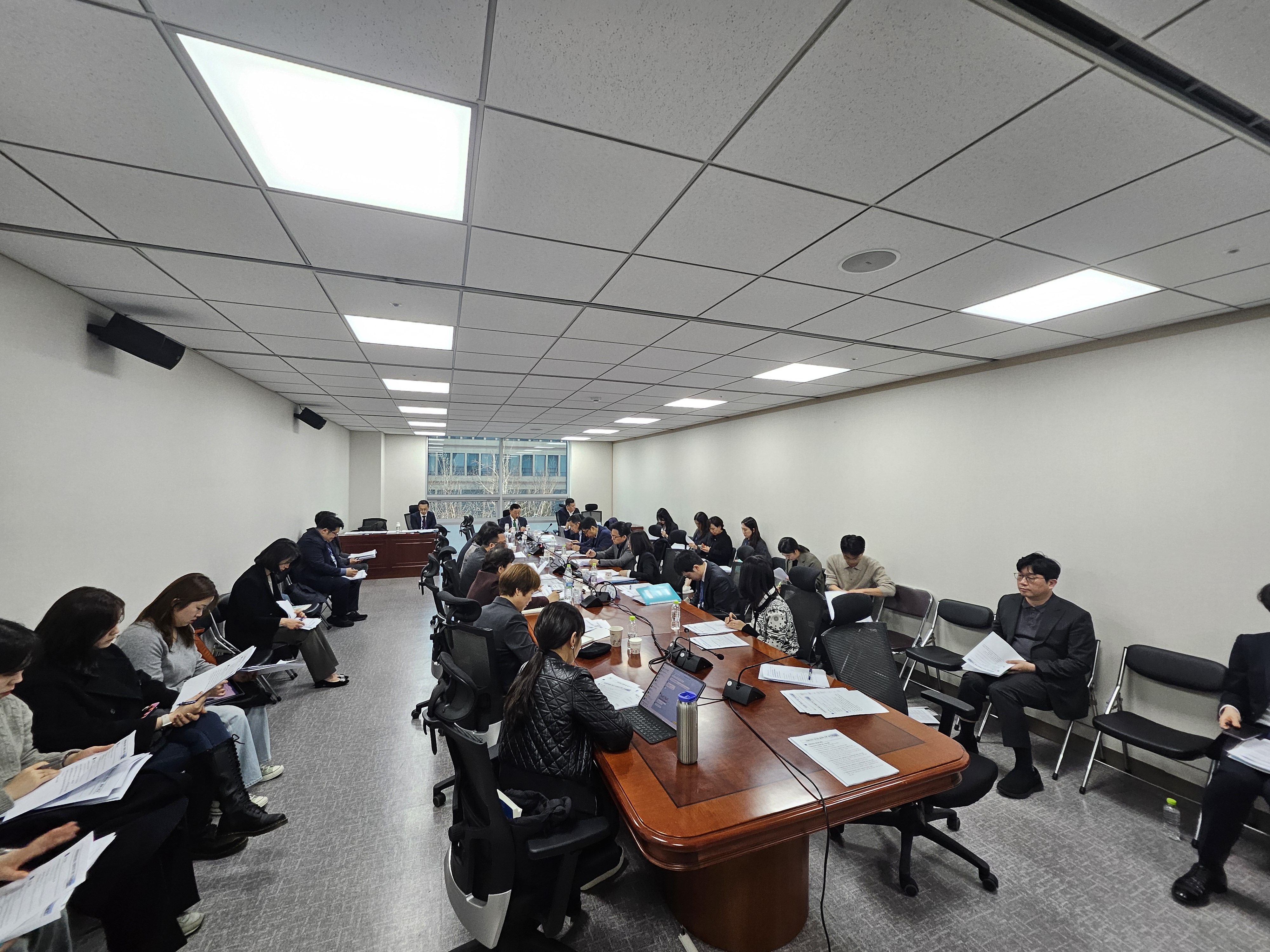 연금개혁 공론화위원회 제5차 전체회의 사진 2.jpg