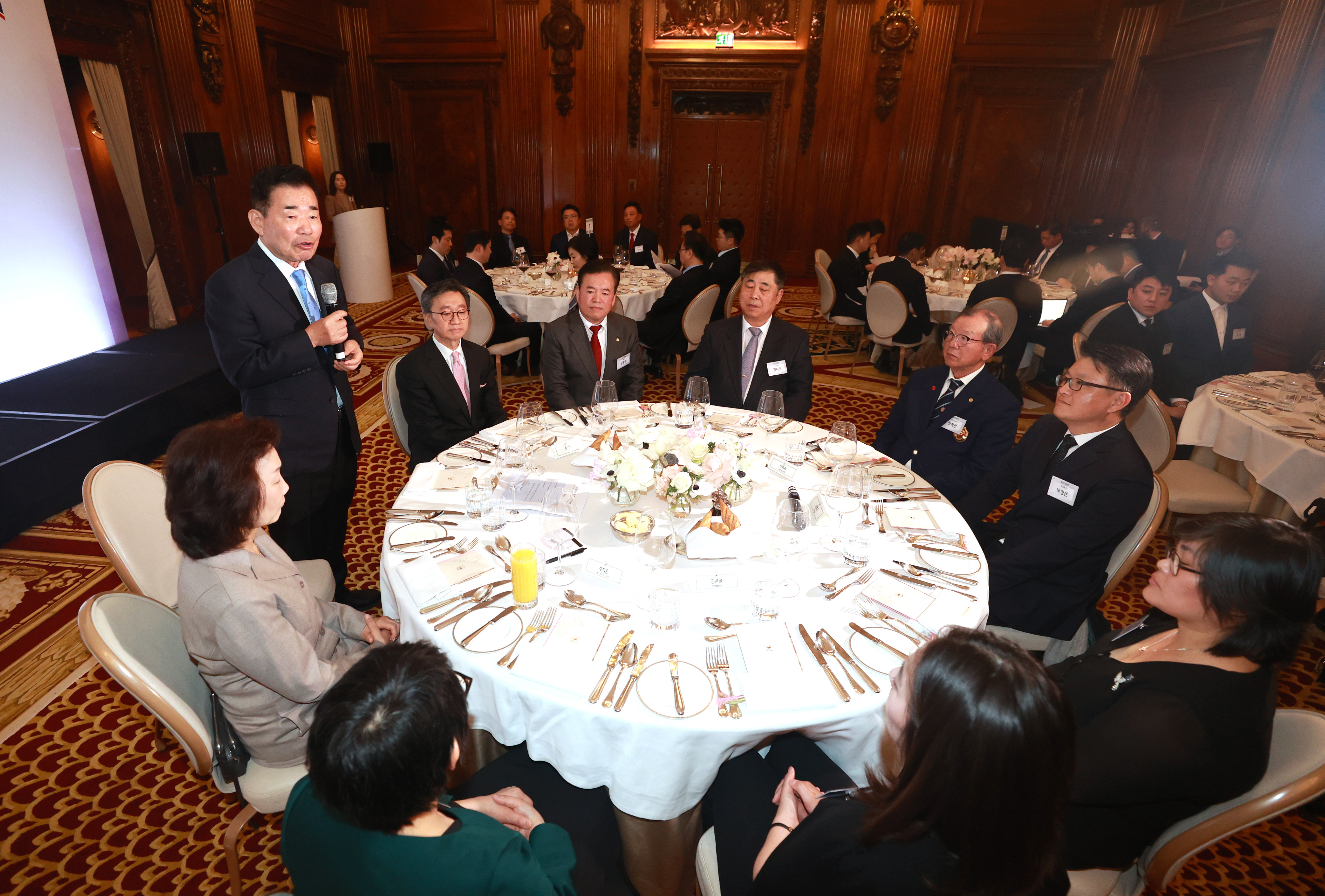 김진표 의장, 영국 상·하원의장 면담 및 하원의장 주최 리셉션 참석 9.jpg